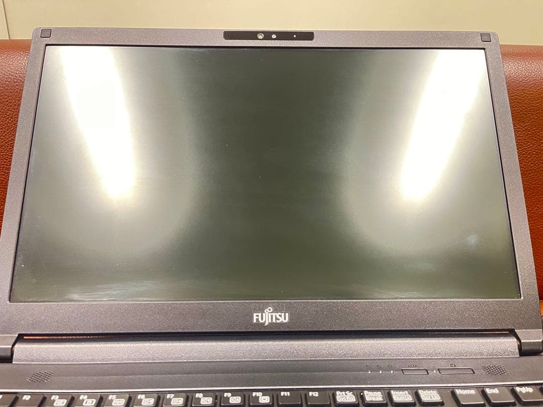 富士通ノートパソコン　Windows 11