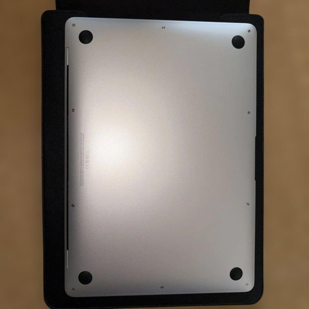 Apple MacBook Air M1 8GB RAM/512GB【本体のみ】