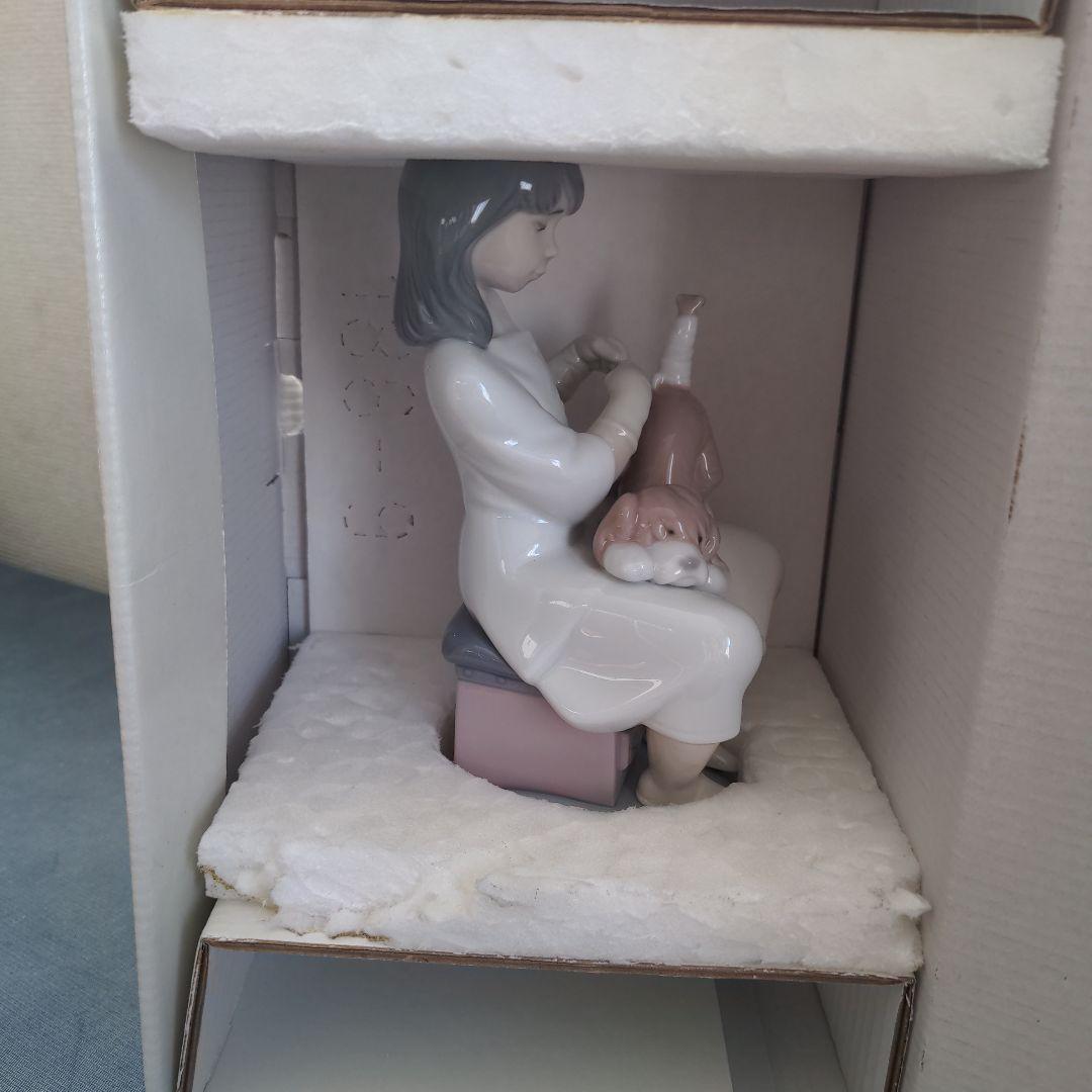 LLADRO　リヤドロ　 010-0638　　陶器人形　置物