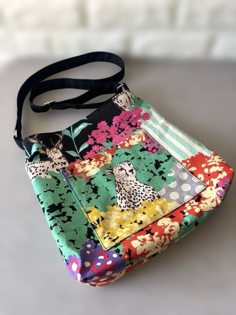 専用　３点おまとめ　ショルダーバック　がま口ポーチ　がま口メガネケース