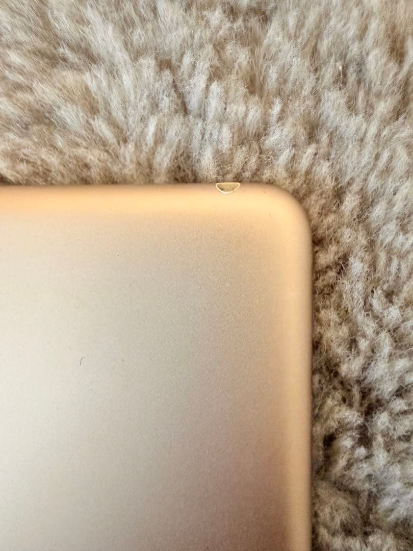 iPad 第5世代　32GB Wi-Fiモデル