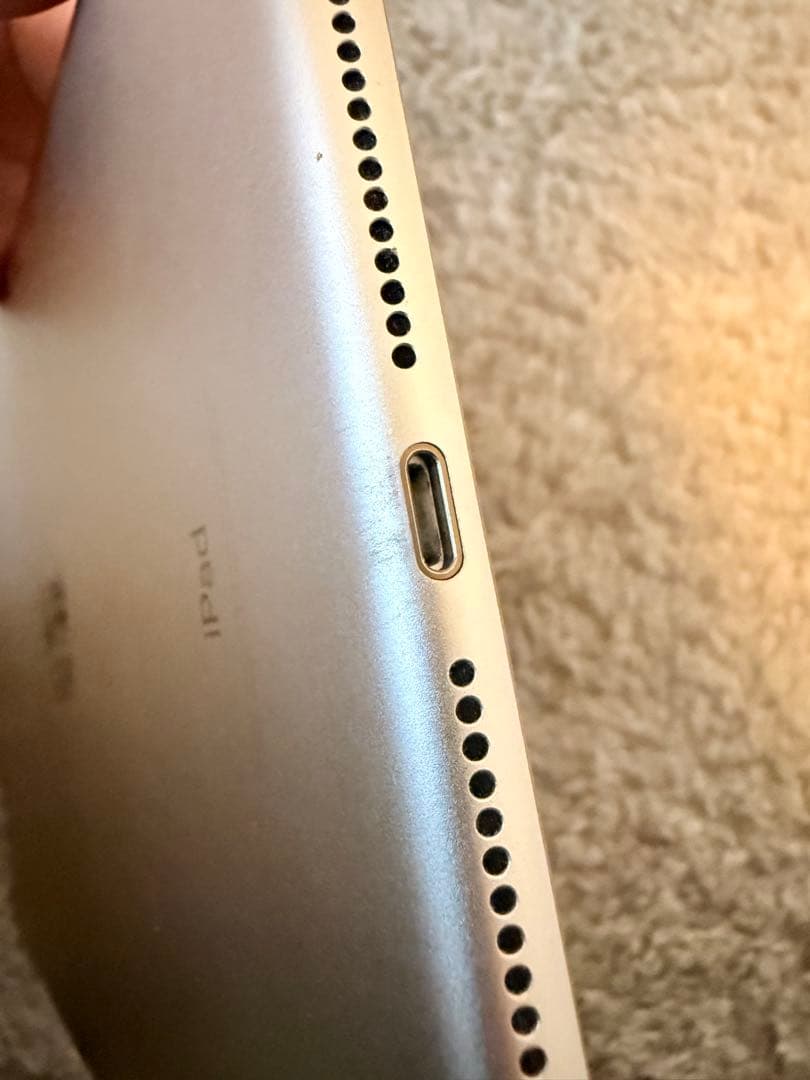 iPad 第5世代　32GB Wi-Fiモデル