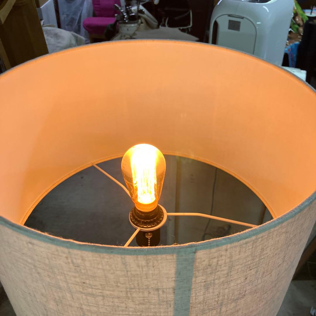 モダン フロアスタンド 照明 サイドテーブルフロアランプ リネンシェード付き