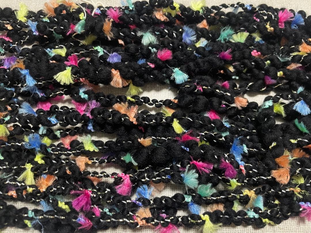 アートヤーン(328) 約41g 1640円