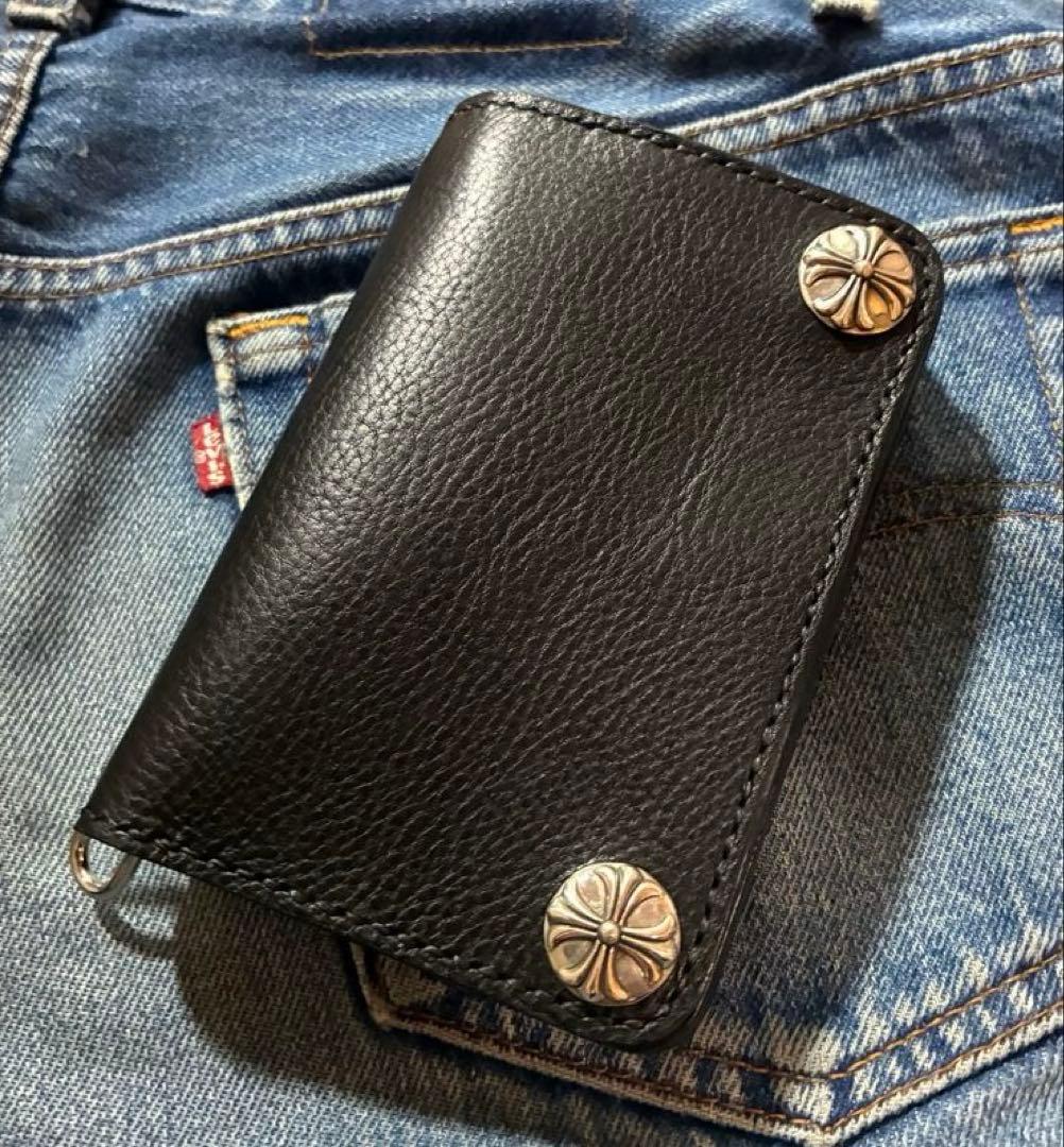 トラッカーウォレット　ミドルサイズ　シルバー925クロスボール　シュリンクレザー