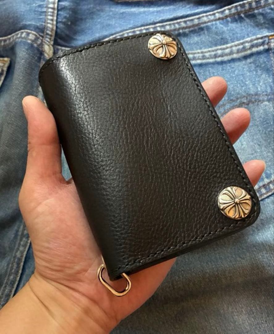 トラッカーウォレット　ミドルサイズ　シルバー925クロスボール　シュリンクレザー