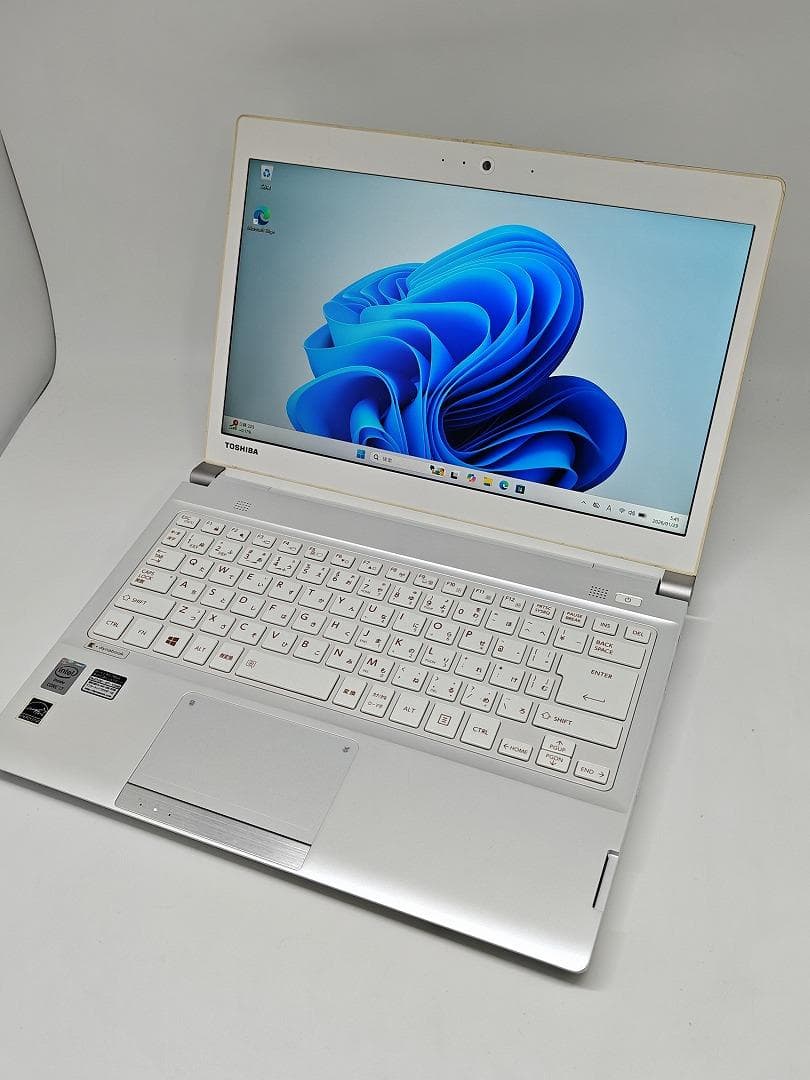 【東芝】爆速 Corei7/新品SSD128GB ノートパソコン 8GB A4