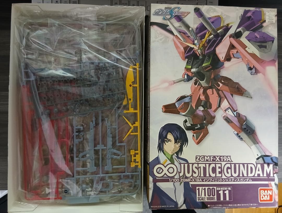 注意　【りょうさま専用価格】1/100＆HG　ガンプラ 12点