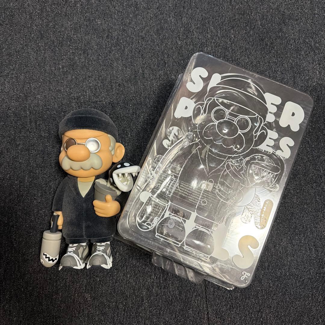 スーパープロフェッショナル　フィギュア　エッセンシャル　399体限定