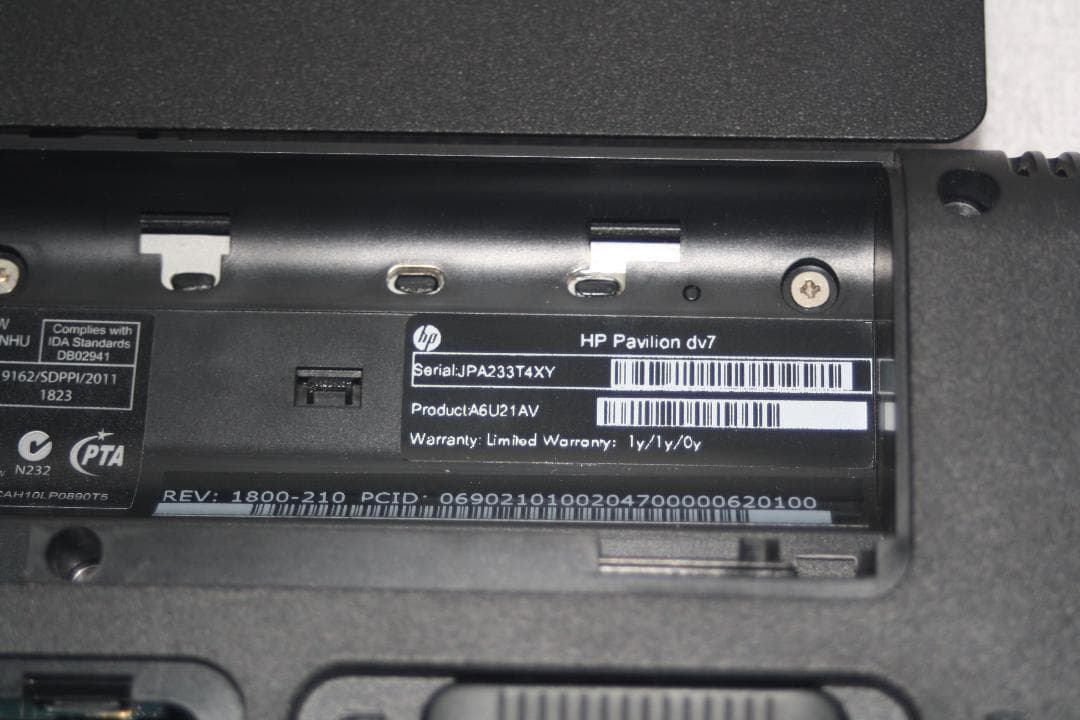 Windowsノート本体 HP Pavilion dv7-6c00 i7/8GB/SSD120GB