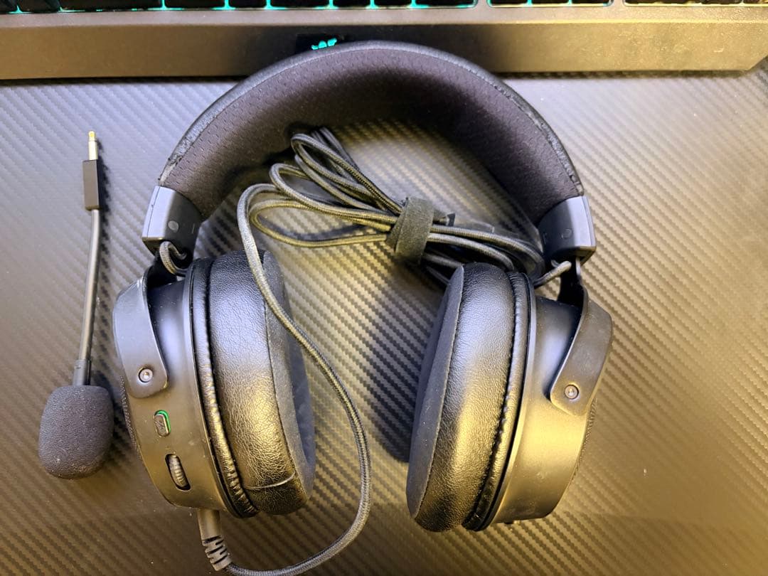 Razer Kraken V3 Hypersense ゲーミングヘッドセット