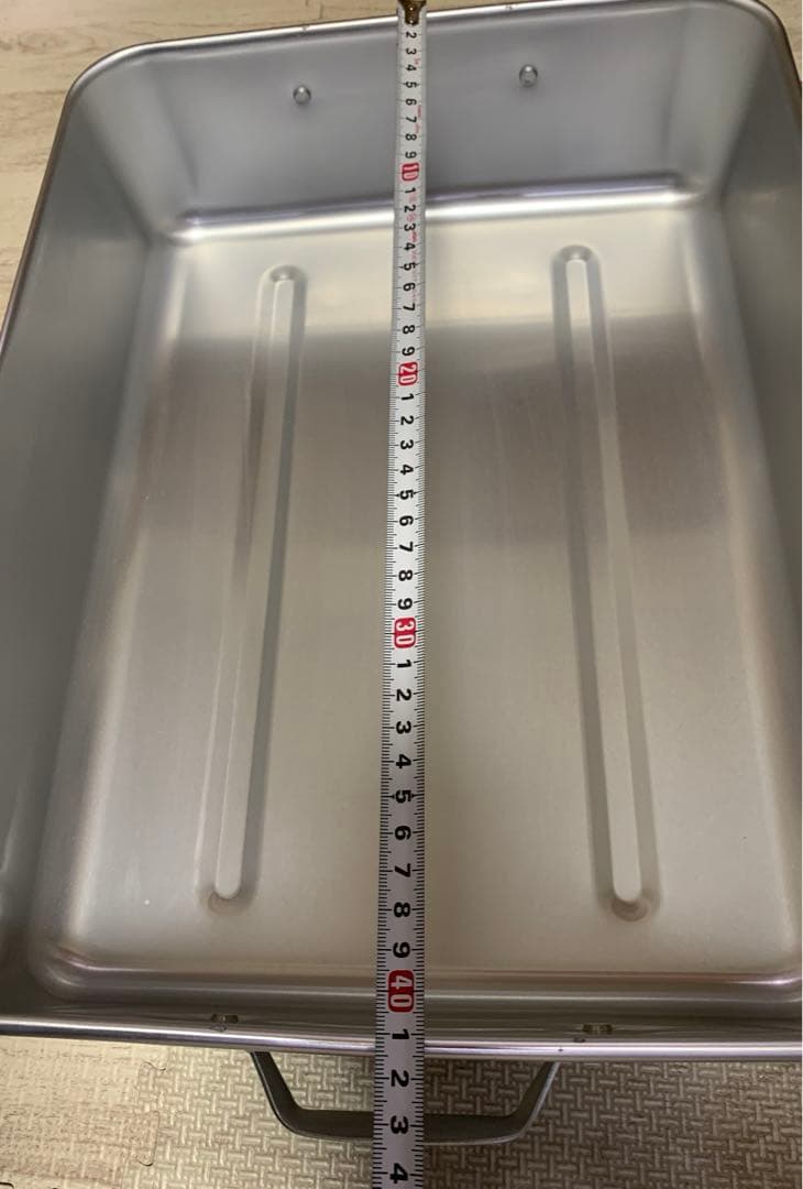 小学校　バット•バケツ