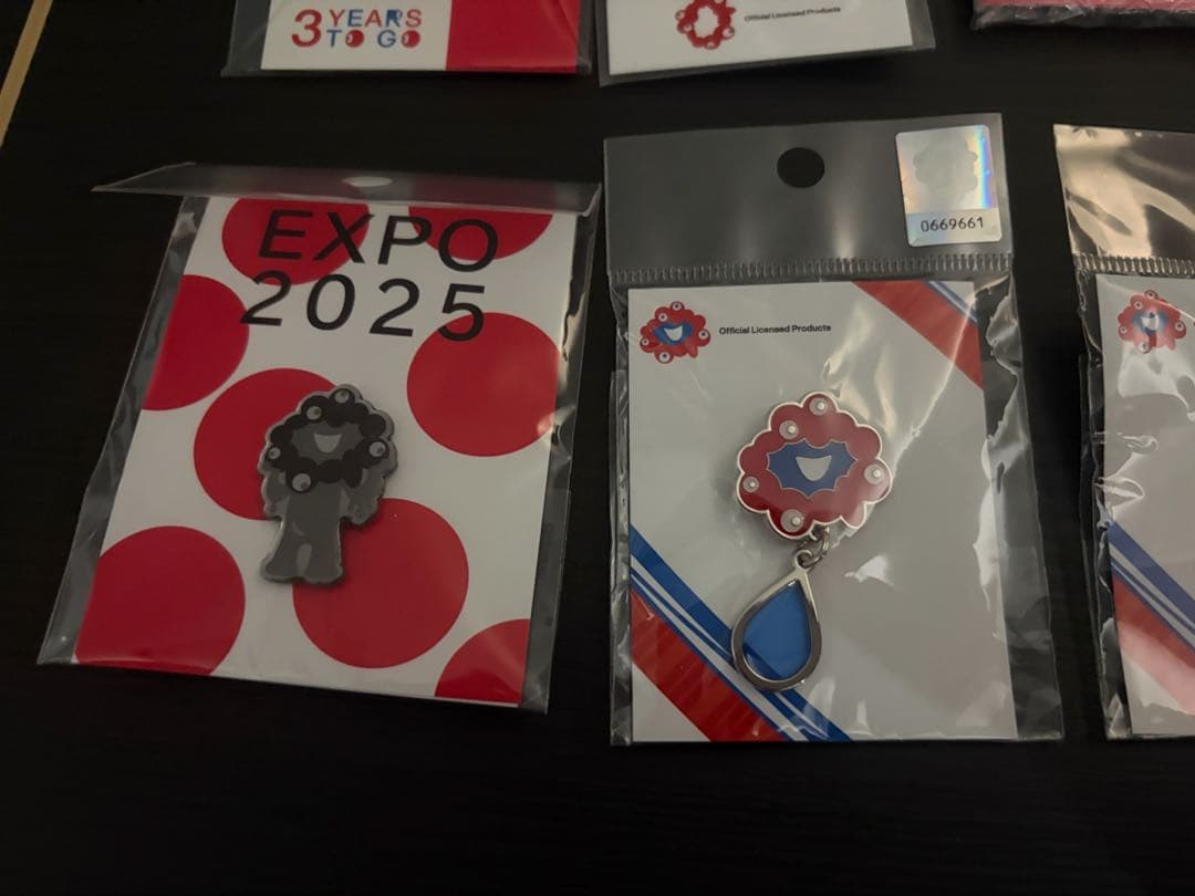 R*0様 最終値下 EXPO 万博 ミャクミャク ピンバッジ16個セット レア物