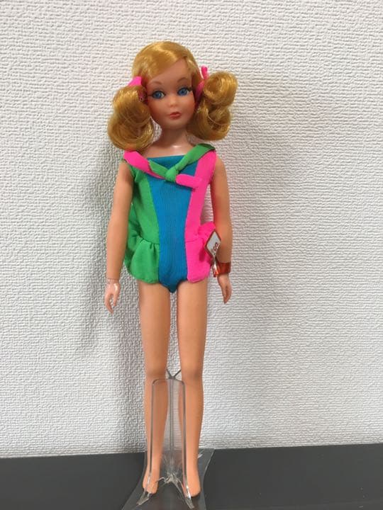 ドラマチック ニュー リビング スキッパー　新品