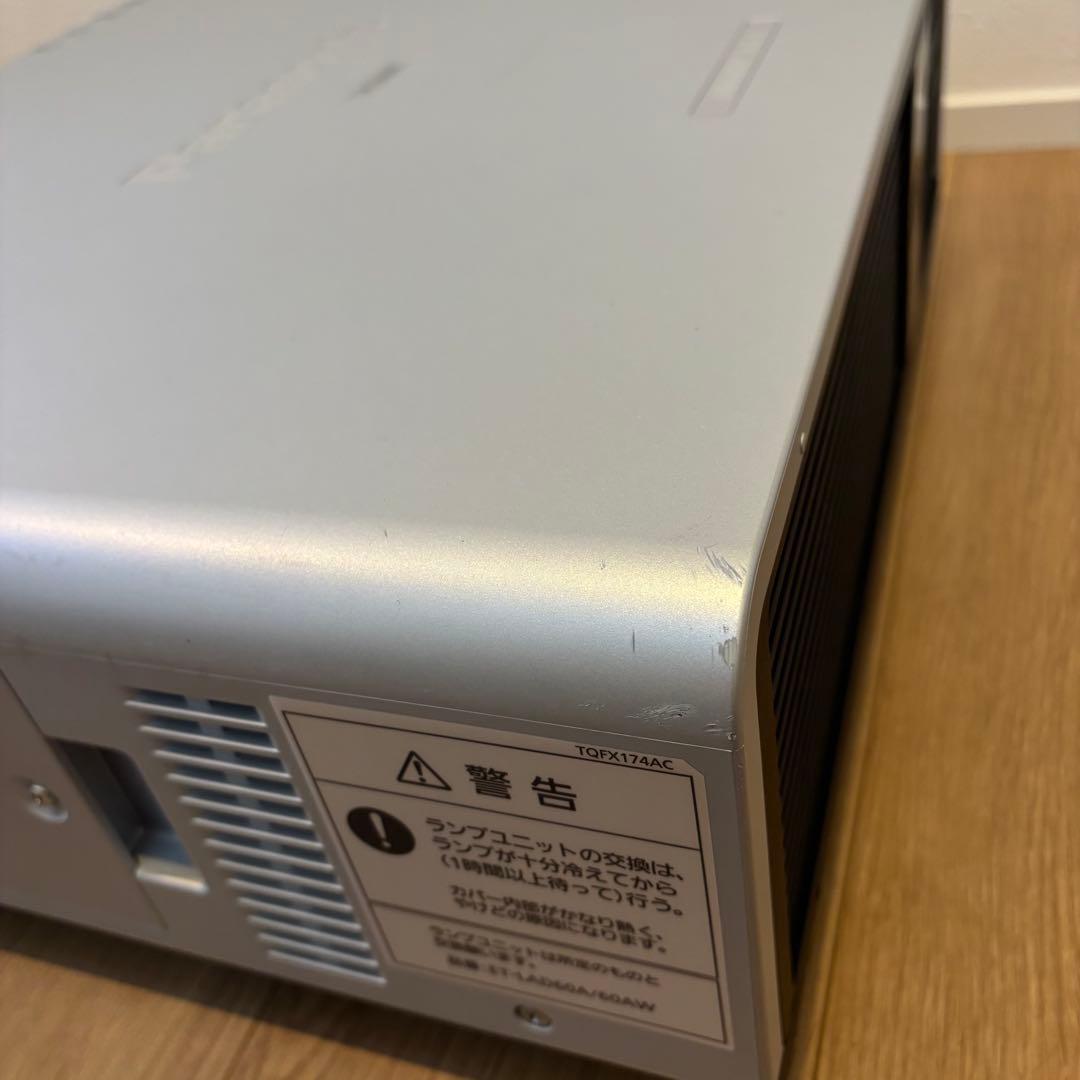 PanasonicDLプロジェクターPT-D6000S使用6921h 1079h