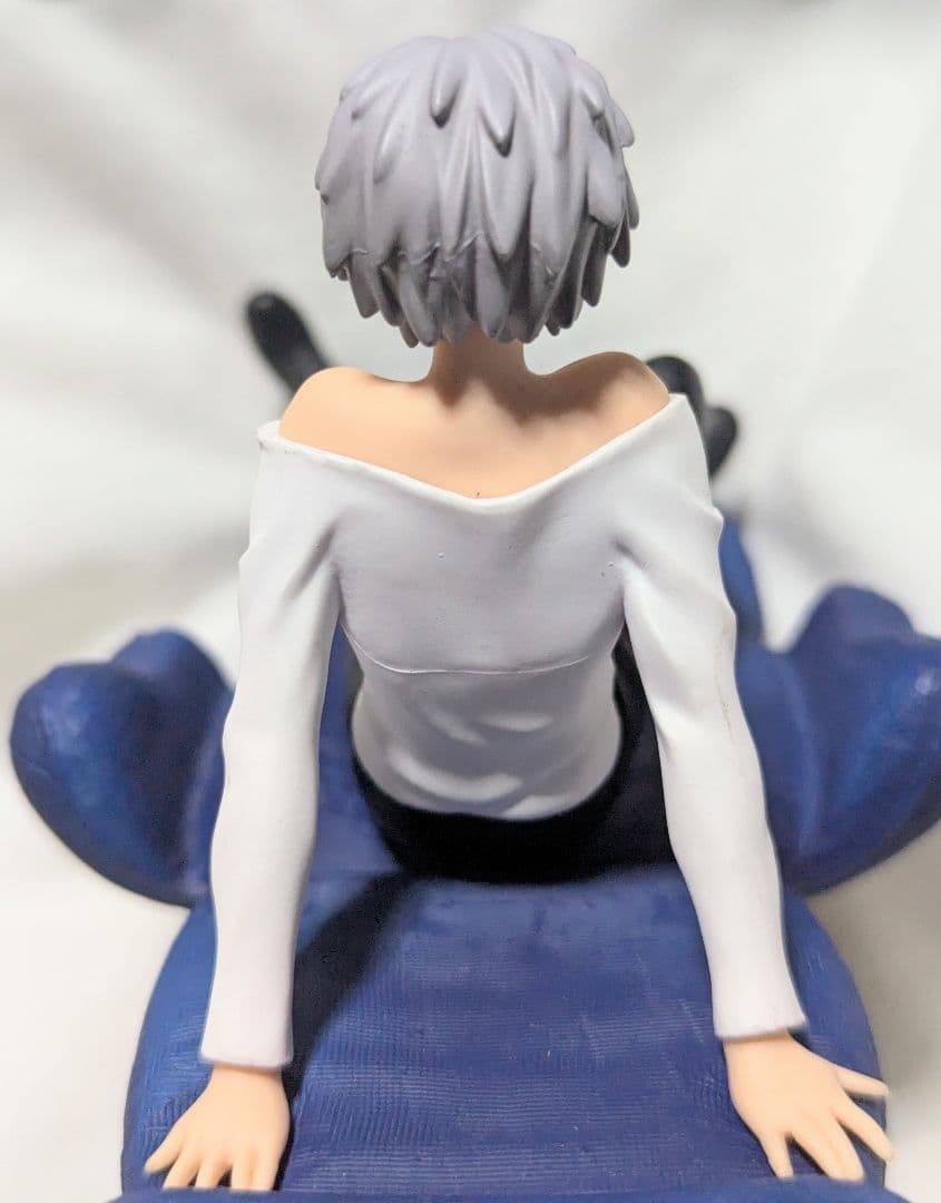 エヴァンゲリオン　渚カヲル　フィギュア　THE RED EYES