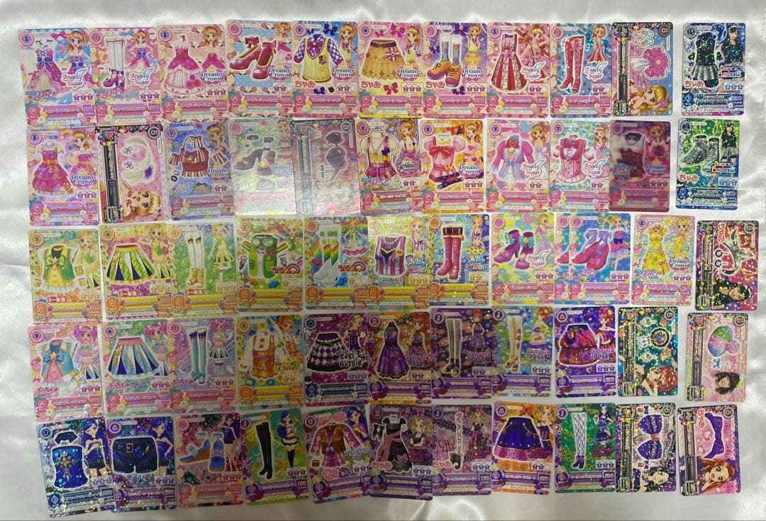 アイカツカード まとめ売り 3枚目まで 約130枚