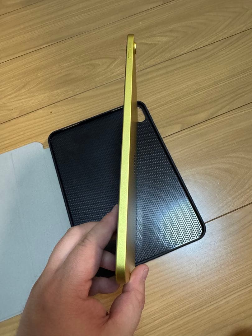 Apple iPad (第10世代) 本体　64gb 美品　本体のみ