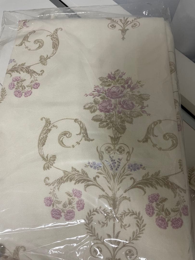 ローラアシュレイ レディメイド カーテン ヘンリエッタ 100×135 2枚