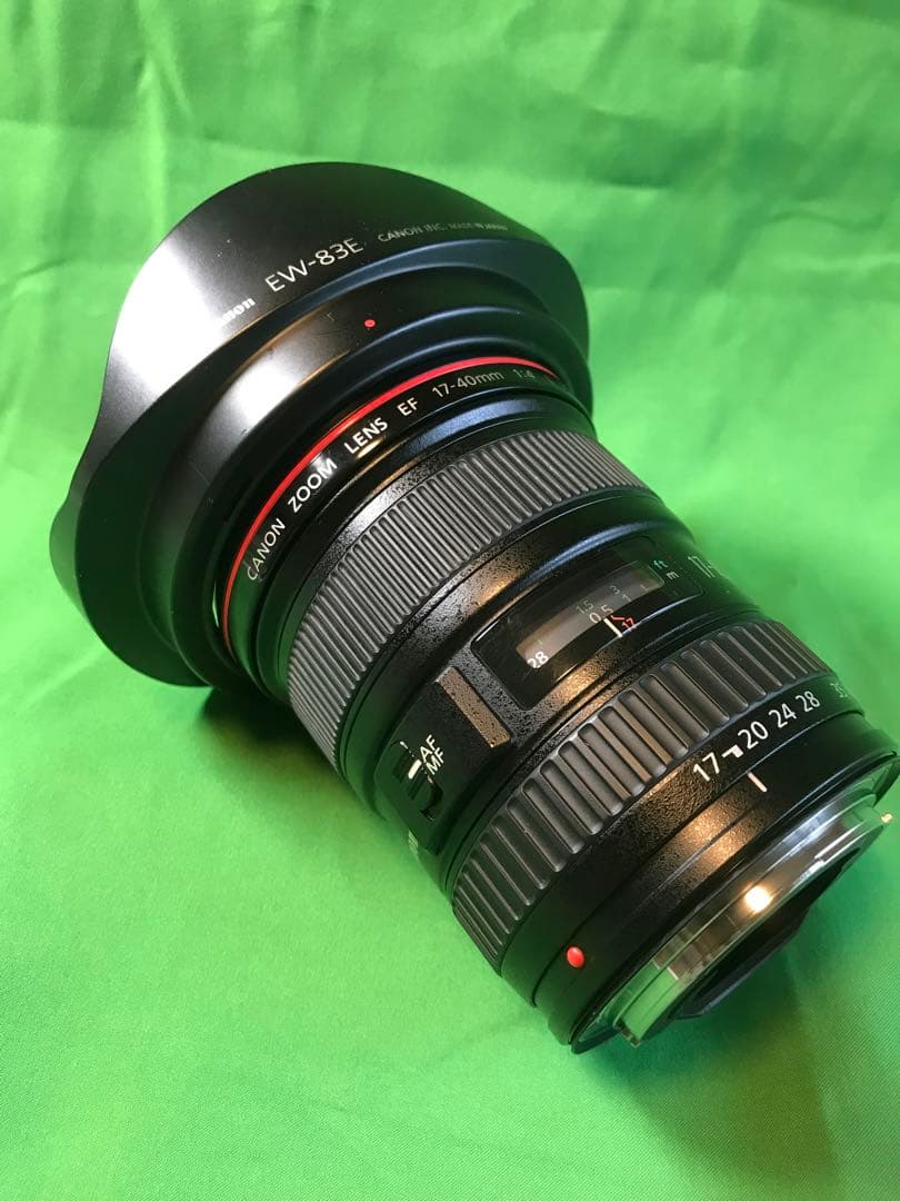 Canon EF17-40mm F4L USM フードEW-83E
