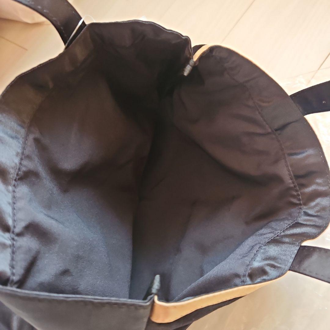 ディズニーストア　アナと雪の女王　戴冠式アナドレスモチーフトートバッグ