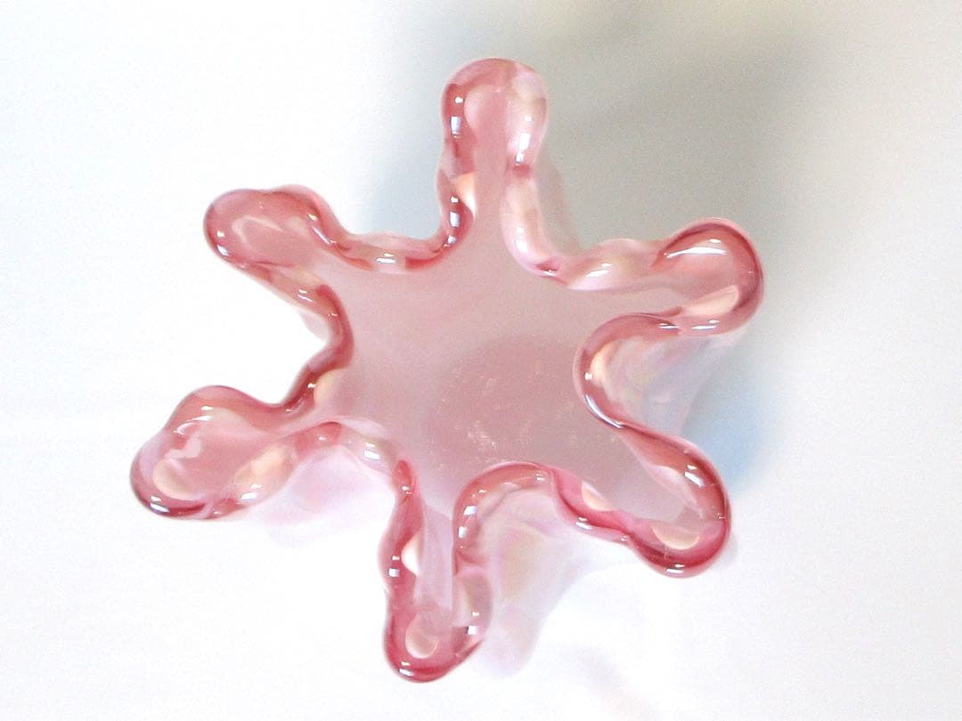 【美品】　花瓶　ガラス　オーロラ　ピンク　約27cm×17.5cm　約2494g