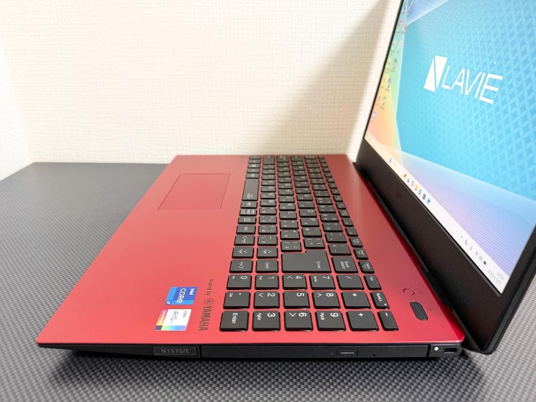 Windows11 Core i7-1260P SSD1TB メモリ32GB