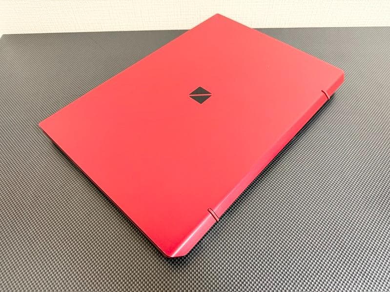 Windows11 Core i7-1260P SSD1TB メモリ32GB