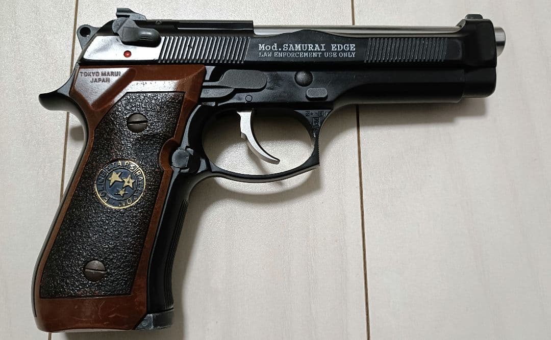 【中古品】東京マルイ ガスガン「サムライエッジ」ステンレスパーツ交換あり