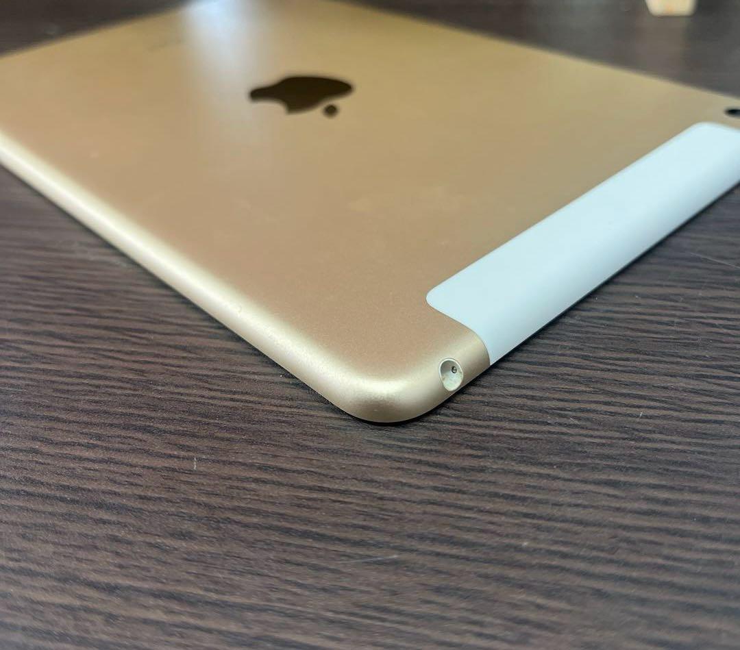 Apple iPad mini 4 128GB simフリー 本体のみ