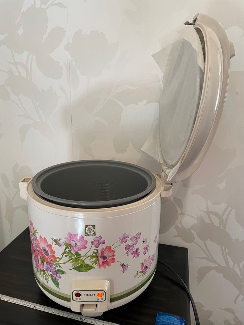 新品　未使用　昭和　TIGER 花柄 炊飯器　タイガー炊飯ジャー　炊きたて