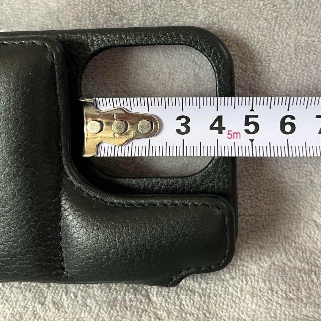 Demiurvo POCHE iPhone 13Pro ケース&ストラップ