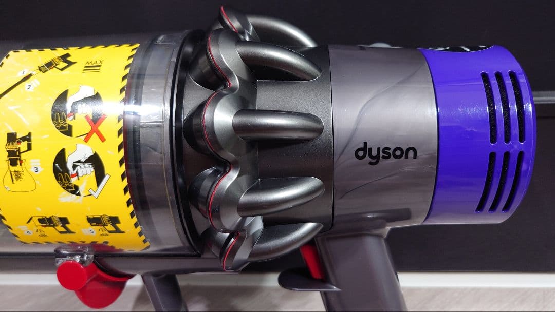 ⑰ダイソン dyson V10 SV12 本体のみ エコモード50分