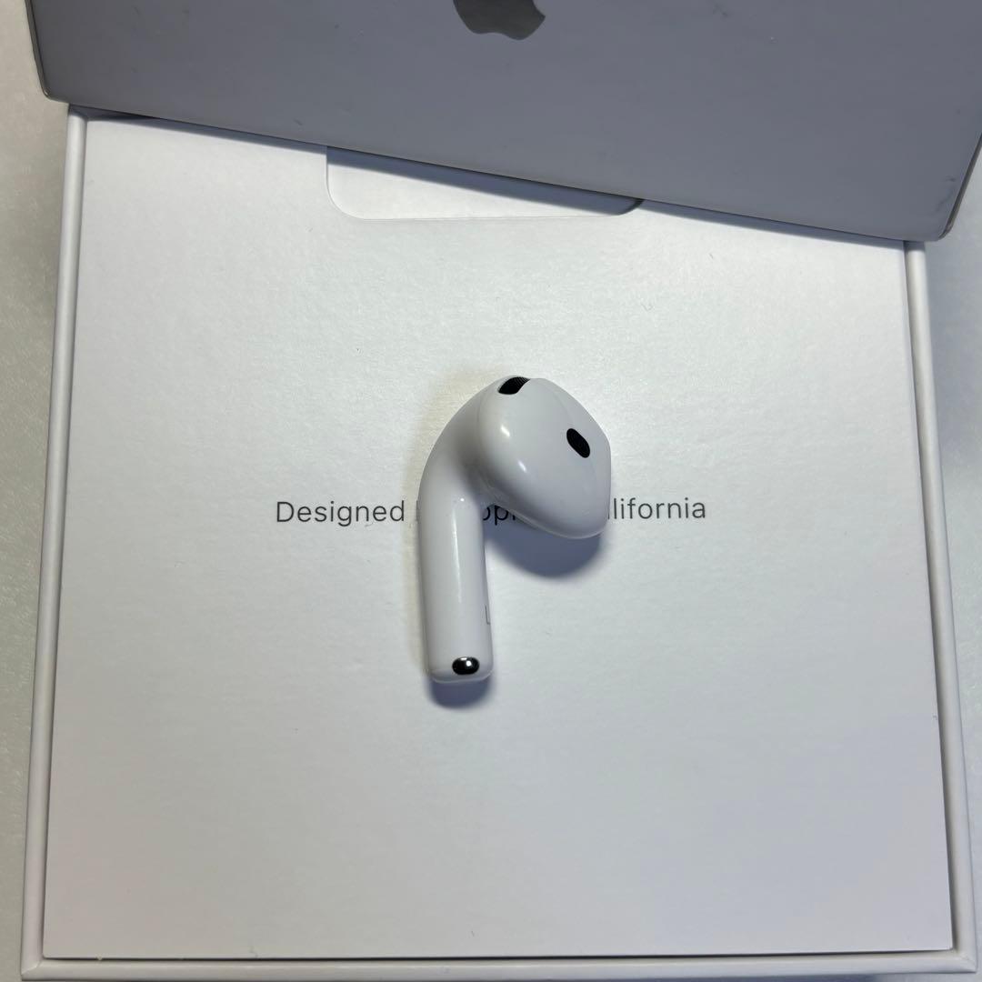 Apple AirPods 4世代 L 左耳 正規品　ノイキャンあり