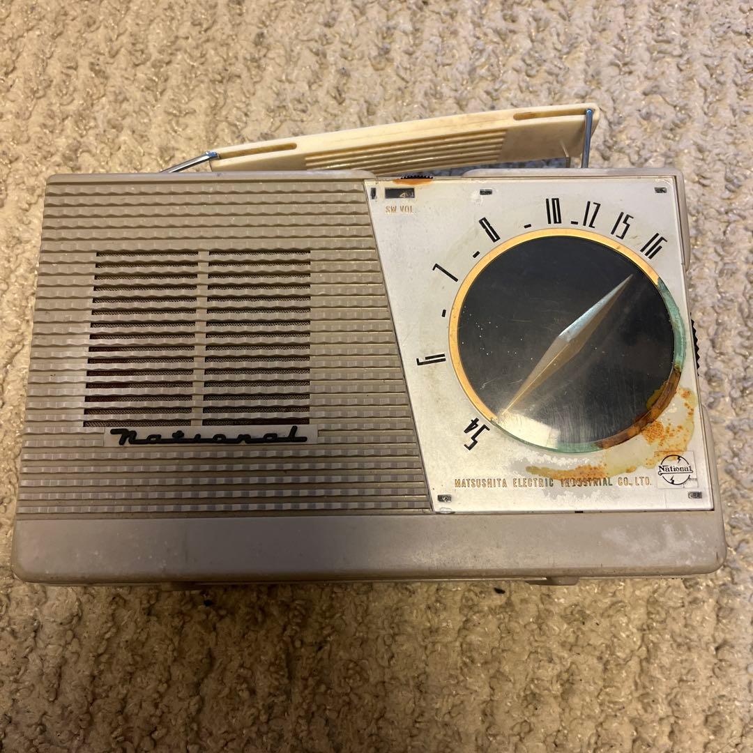 ナショナル　ポータブルラジオ　レトロ