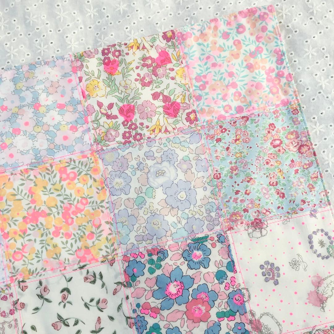 ハナルクさま☆ハンドメイド リバティ パッチワーク 巾着袋 マルチクロス