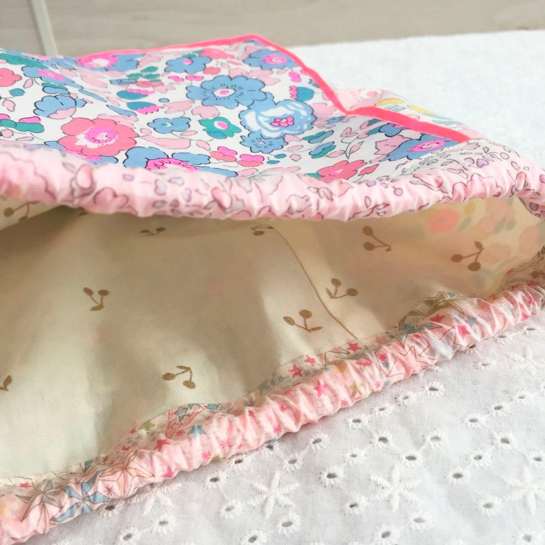 ハナルクさま☆ハンドメイド リバティ パッチワーク 巾着袋 マルチクロス