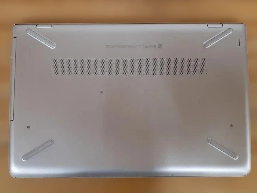 R*y様 80L0206-01 HP Pavilion 15 ノートPC / S