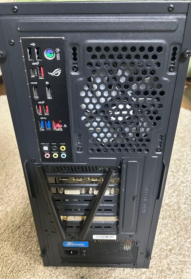 【中古パソコン】i7-9700K / DDR4 32GB