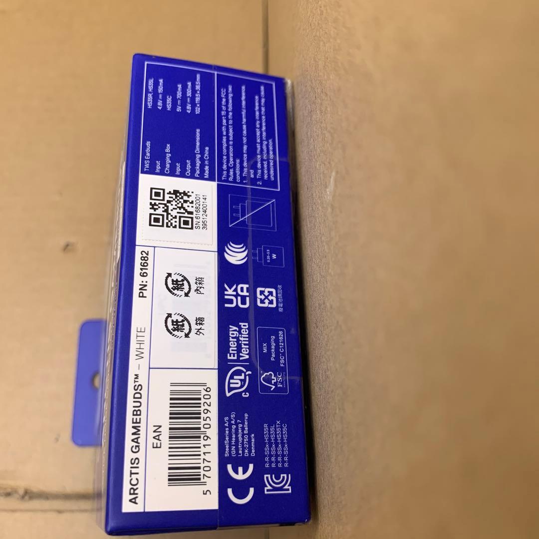 訳ありQ4415　SteelSeries ゲーミングワイヤレスイヤホン