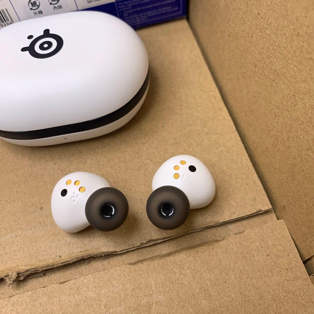 訳ありQ4415　SteelSeries ゲーミングワイヤレスイヤホン