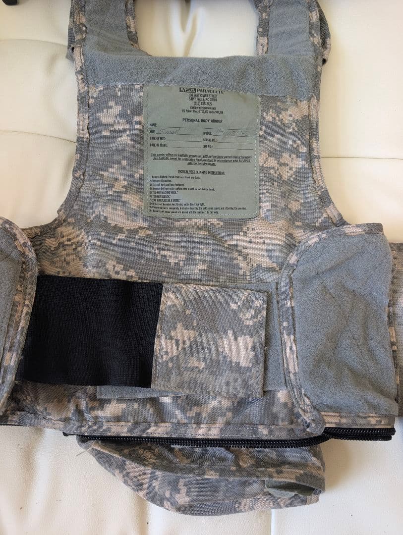 PARACLETE MTV UCP プレートキャリア AWG