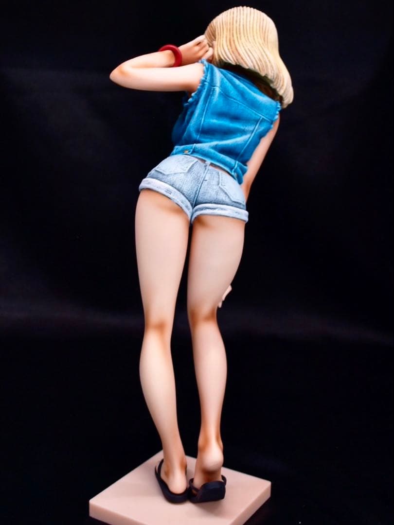 ドラゴンボール 人造人間18号 フィギュア リペイント グリッター&グラマラスA