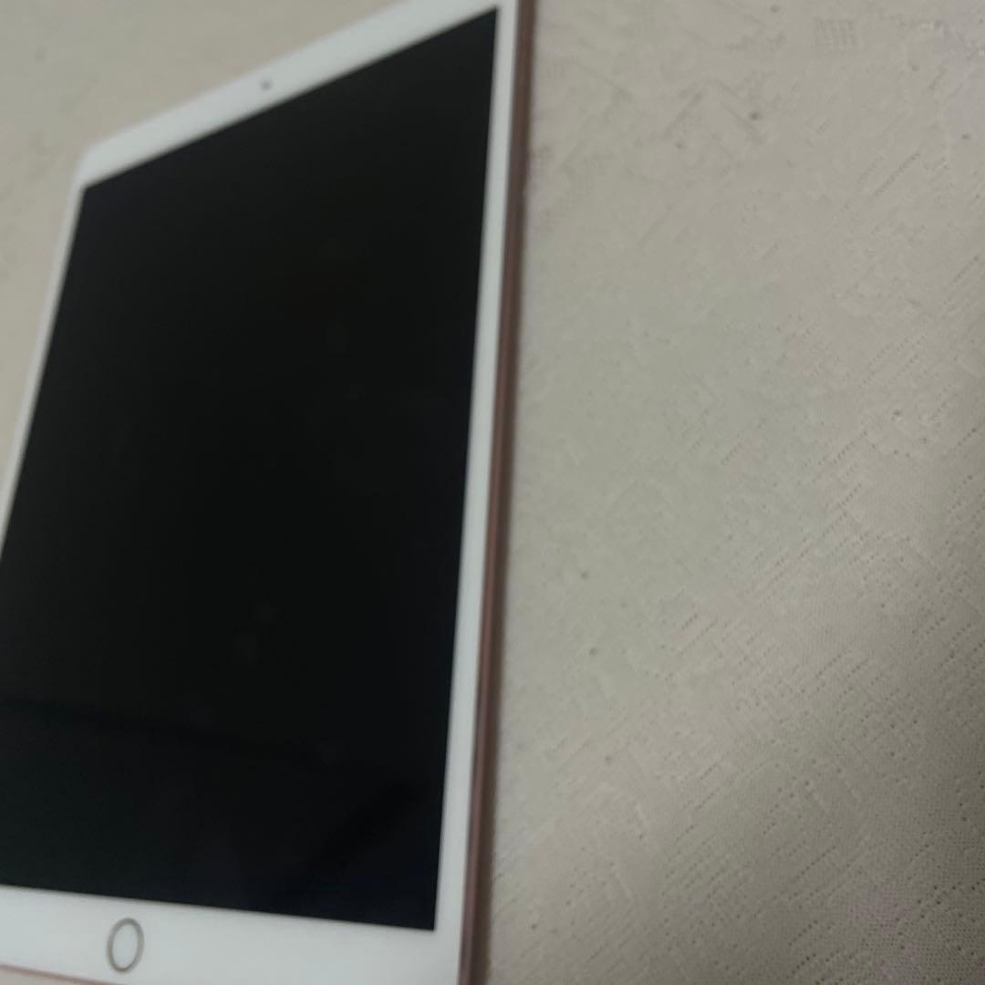 キ*イ様 iPad Pro (10.5インチ) 64GB バッテリー94%
