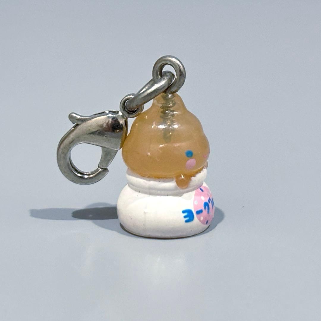 ヨーグルくん　サンエックス　ファスナーホルダー(ピンク)
