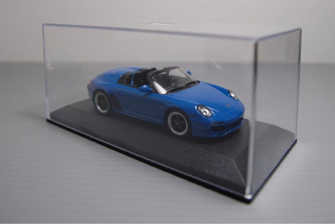 ポルシェ 911 スピードスター 1/43 ミニカー ミニチャンプス