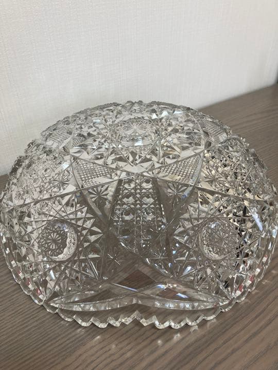美しいクリスタルガラス　大きな器