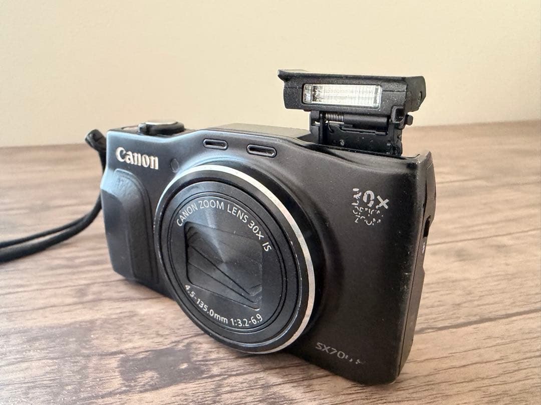Canon デジタルカメラ　PowerShot SX700HS デジカメ