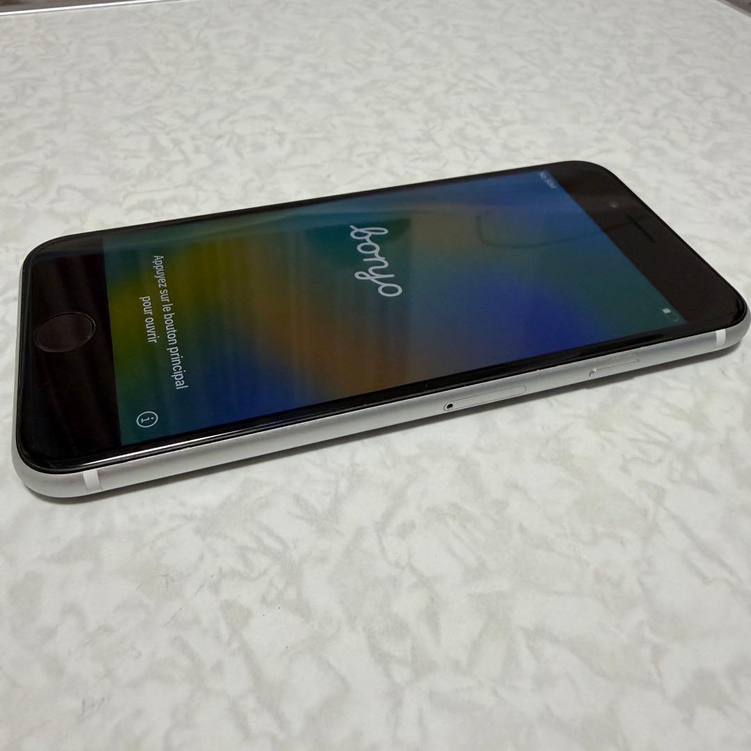 Apple iPhone SE第2世代 64GB