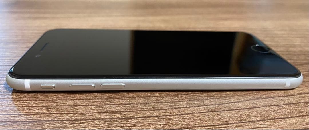 Apple iPhone SE (第2世代) ホワイト 128GB ジャンク品